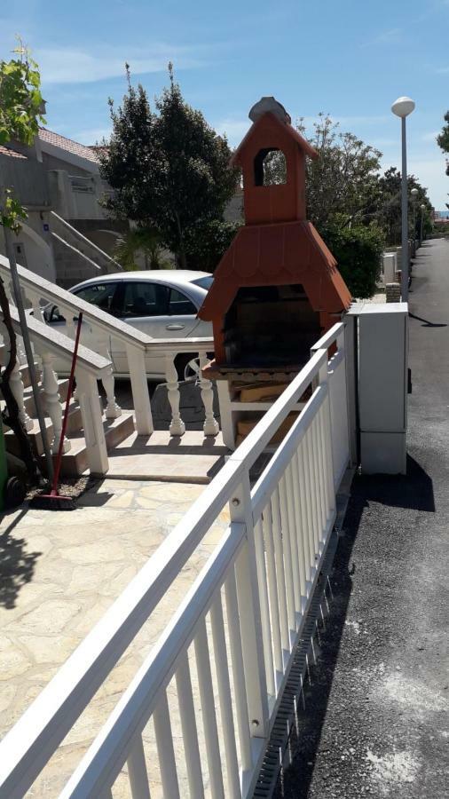Apartment Hrgic วีร์ ภายนอก รูปภาพ