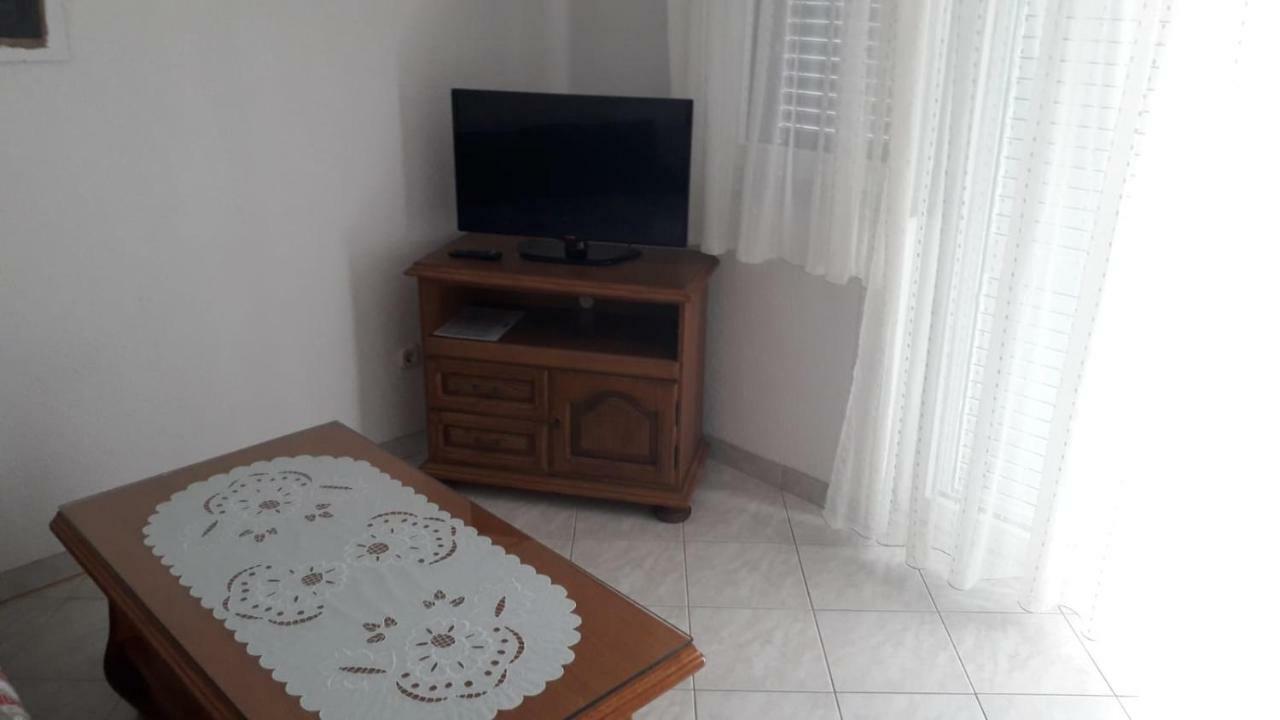 Apartment Hrgic วีร์ ภายนอก รูปภาพ