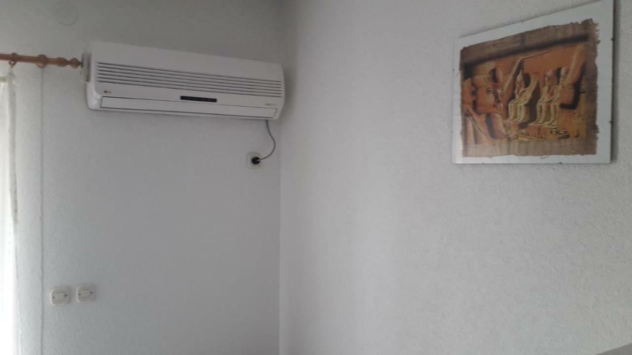 Apartment Hrgic วีร์ ภายนอก รูปภาพ
